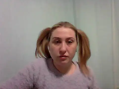 Osyvera online show from October 4, 3:38 pm