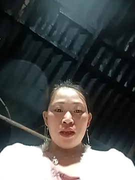 Zuzi-nini online show from September 30, 1:06 pm