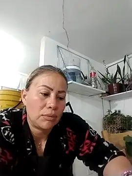 LaraCaliente online show from May 7, 11:19 pm