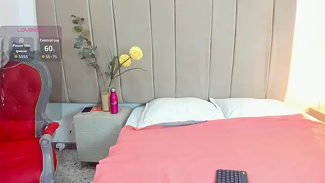 paultte online show from December 16, 2:45 pm