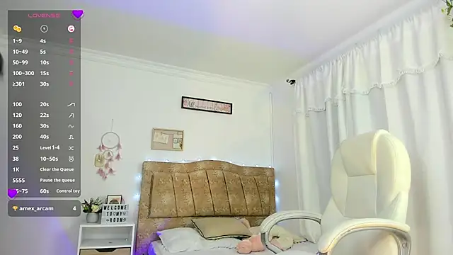 lia tulip online show from October 3, 10:42 am