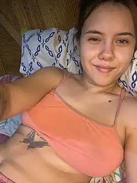 coupleyys online show from March 18, 9:42 pm