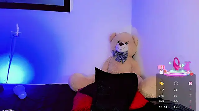 daniela dolls online show from May 12, 4:13 pm