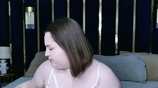 Vanessa Rise online show from November 3, 5:55 am