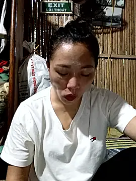 Snapshot of Ha_xx chatting on October 3, 9:58 am Ha xx online show from October 3, 9:58 am