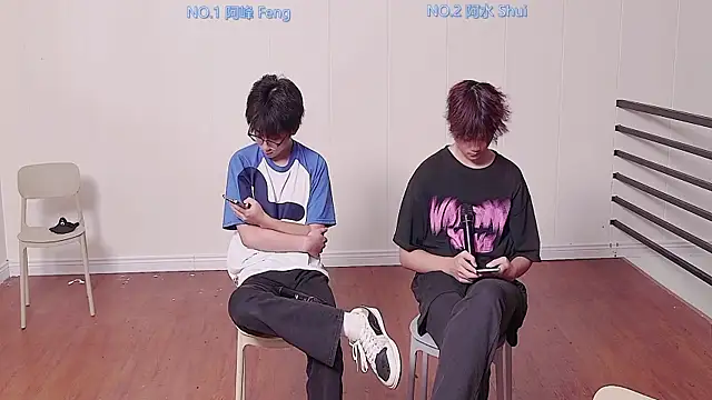 huayang001 online show from September 26, 2:47 pm