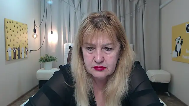 EmmaEllison online show from May 21, 6:22 am