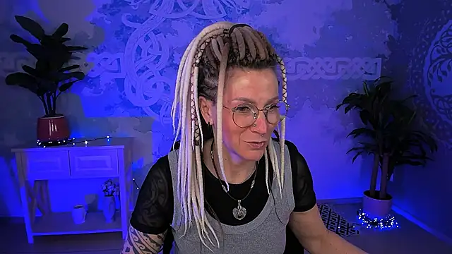 UmaSpace online show from April 4, 5:17 am