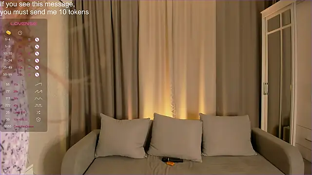 bootyfruttycutie online show from September 15, 11:23 pm