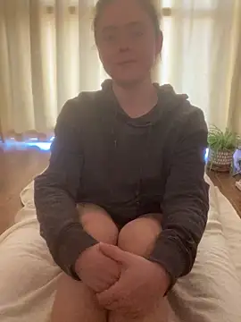 Mia Winters online show from April 11, 8:29 am