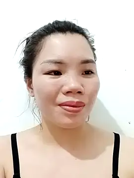 Nyla-a online show from October 18, 10:44 pm