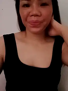 Nyla-a online show from September 18, 6:23 am