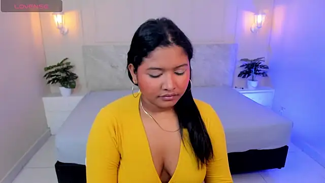 JulietEmber45 online show from October 4, 11:49 am