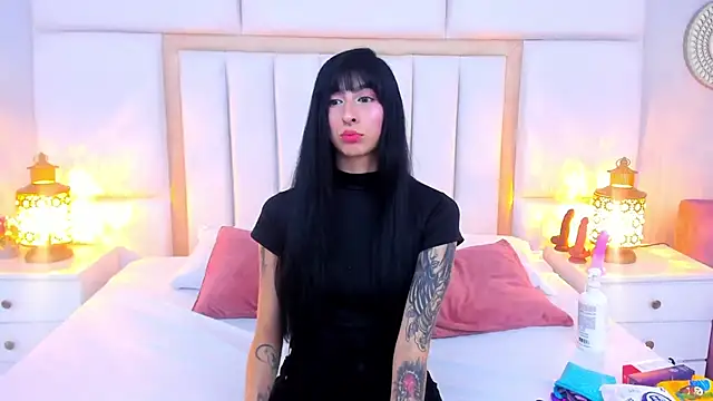 LaylaaDoll online show from May 14, 8:03 pm