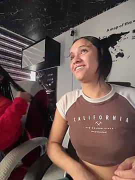 Isabella-Teen online show from May 23, 1:42 pm