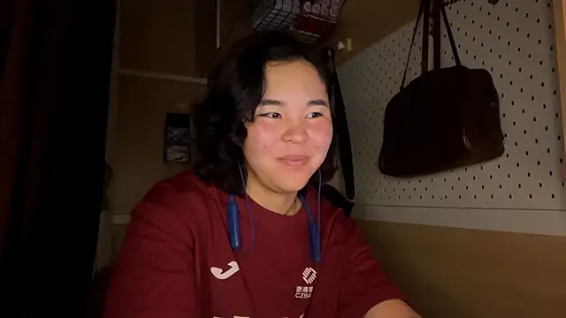 JennyCarpenter online show from May 1, 1:31 am