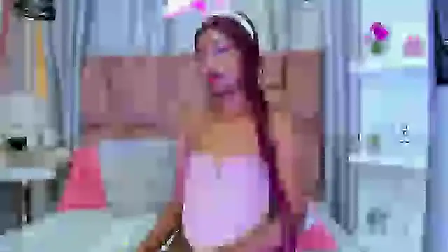 alix noa online show from October 31, 8:02 pm