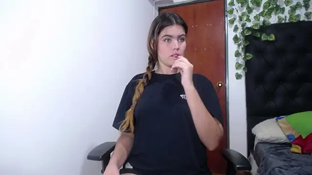 isabel 09 online show from October 10, 3:33 am