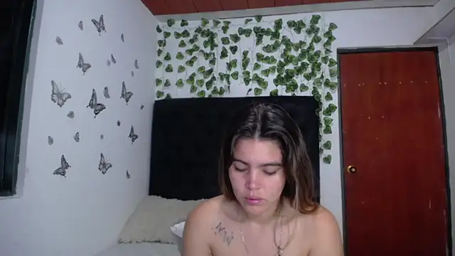 isabel 09 online show from November 8, 3:33 am