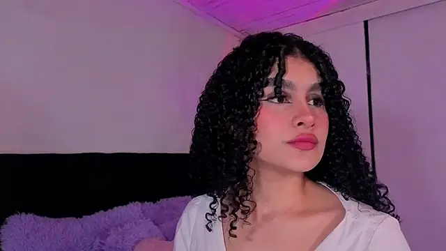 missvaneblake online show from May 17, 12:15 pm
