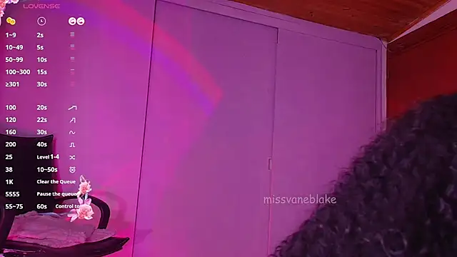 missvaneblake online show from October 8, 1:04 pm