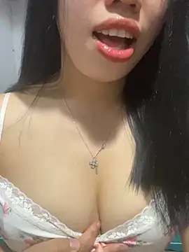 Rose-babyx online show from May 4, 1:15 pm