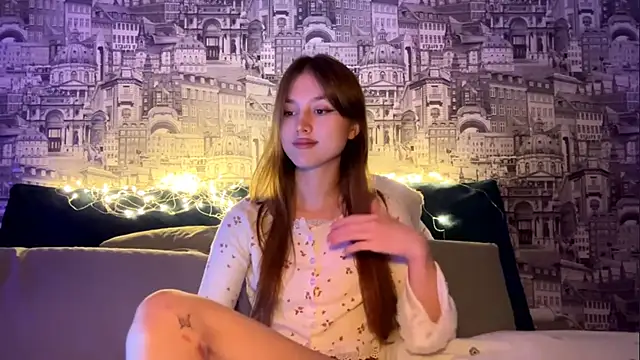 CutieAIice online show from October 6, 2:45 pm