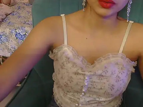 Snapshot of alaviya-19 chatting on September 16, 12:02 pm alaviya-19 online show from September 16, 12:02 pm