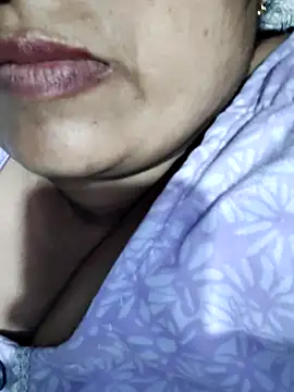 Mmm143 online show from April 9, 4:56 pm