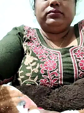 Mmm143 online show from December 17, 4:38 am