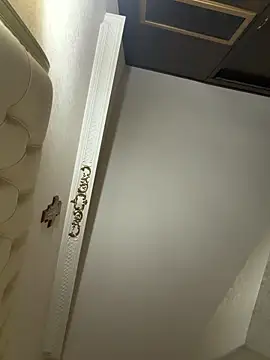 Piccolamonella29 online show from March 1, 1:11 pm