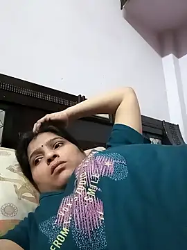 aliya-jaan71 online show from April 4, 7:18 am