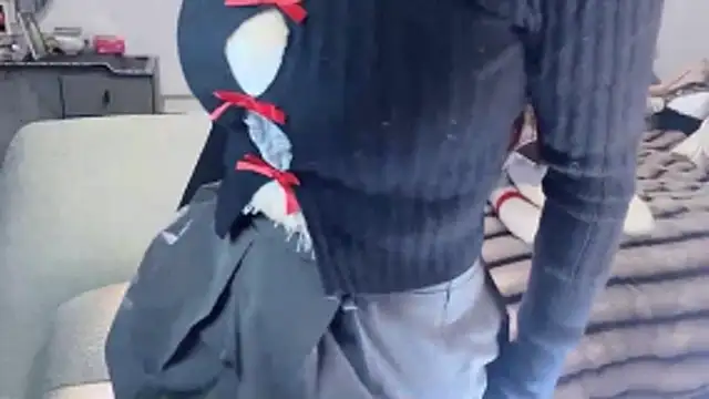 naiyaomeimei online show from December 3, 12:51 pm