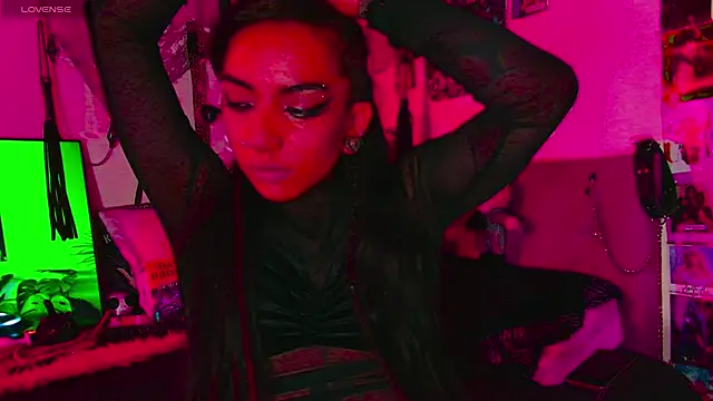 agathaaiko6 online show from January 17, 1:24 am