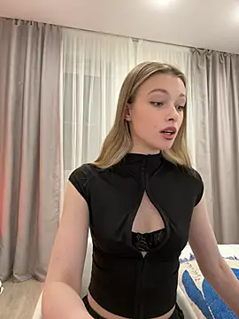 FriendlyFire 18 online show from January 17, 10:06 pm