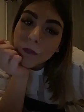 lolaadora online show from October 8, 10:47 pm