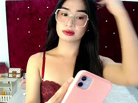 XxMissTransROYALxX online show from October 4, 9:37 am