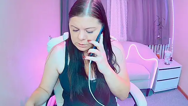 BritneyRaine online show from November 11, 7:15 am