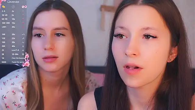 GabrielleLynchard online show from December 13, 8:15 pm