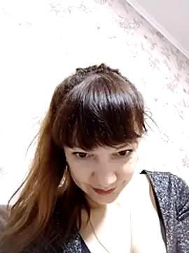 AliceSwan1122 online show from December 3, 10:23 pm