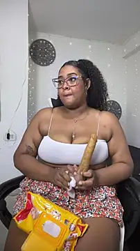 Dakota  Luxx00 online show from October 29, 3:22 am