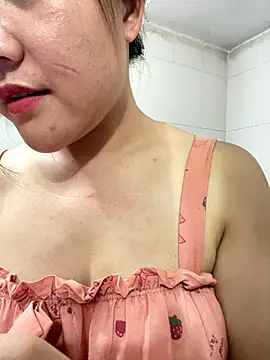 Trang-cute18 online show from September 18, 1:20 pm