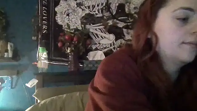 PeridotPrincessOfficial online show from November 10, 10:05 pm