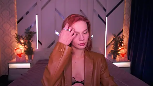 ShyySiren online show from January 8, 3:27 pm