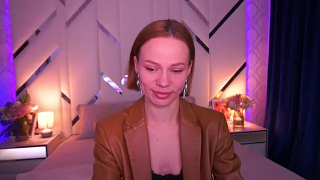 ShyySiren online show from May 9, 1:02 pm