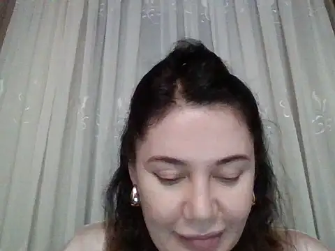 Lomivah online show from December 19, 7:39 pm