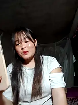 emilyzz online show from February 27, 1:55 pm