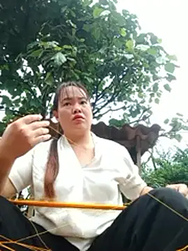 emilyzz online show from May 18, 1:48 am