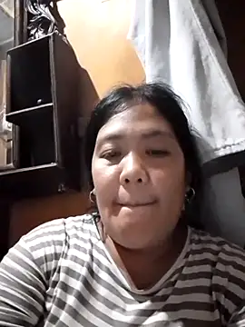 Seductivemomma4ux online show from October 2, 11:48 am