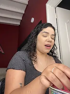 krisstenSantos online show from October 20, 12:08 pm